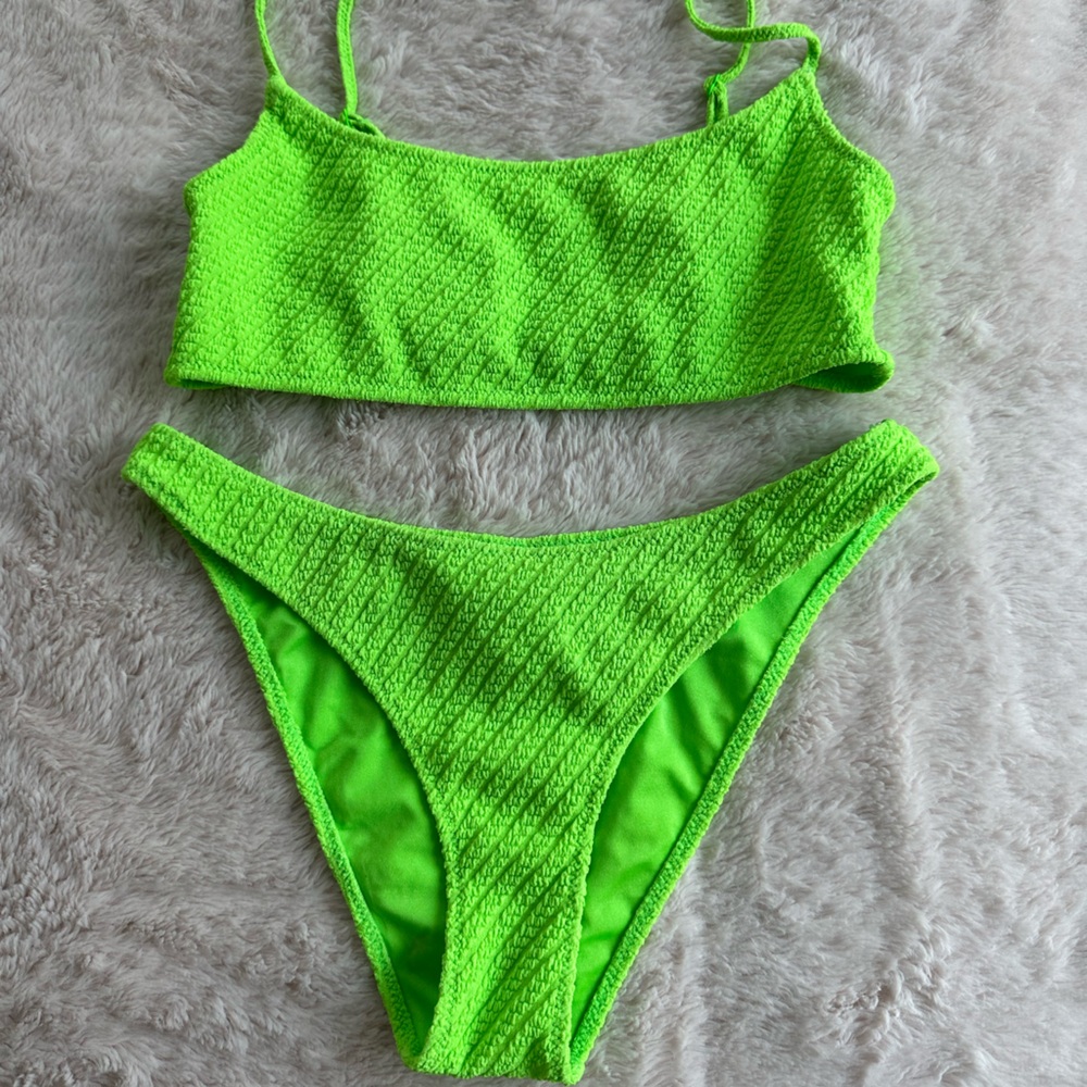 Green Triangl Bikini